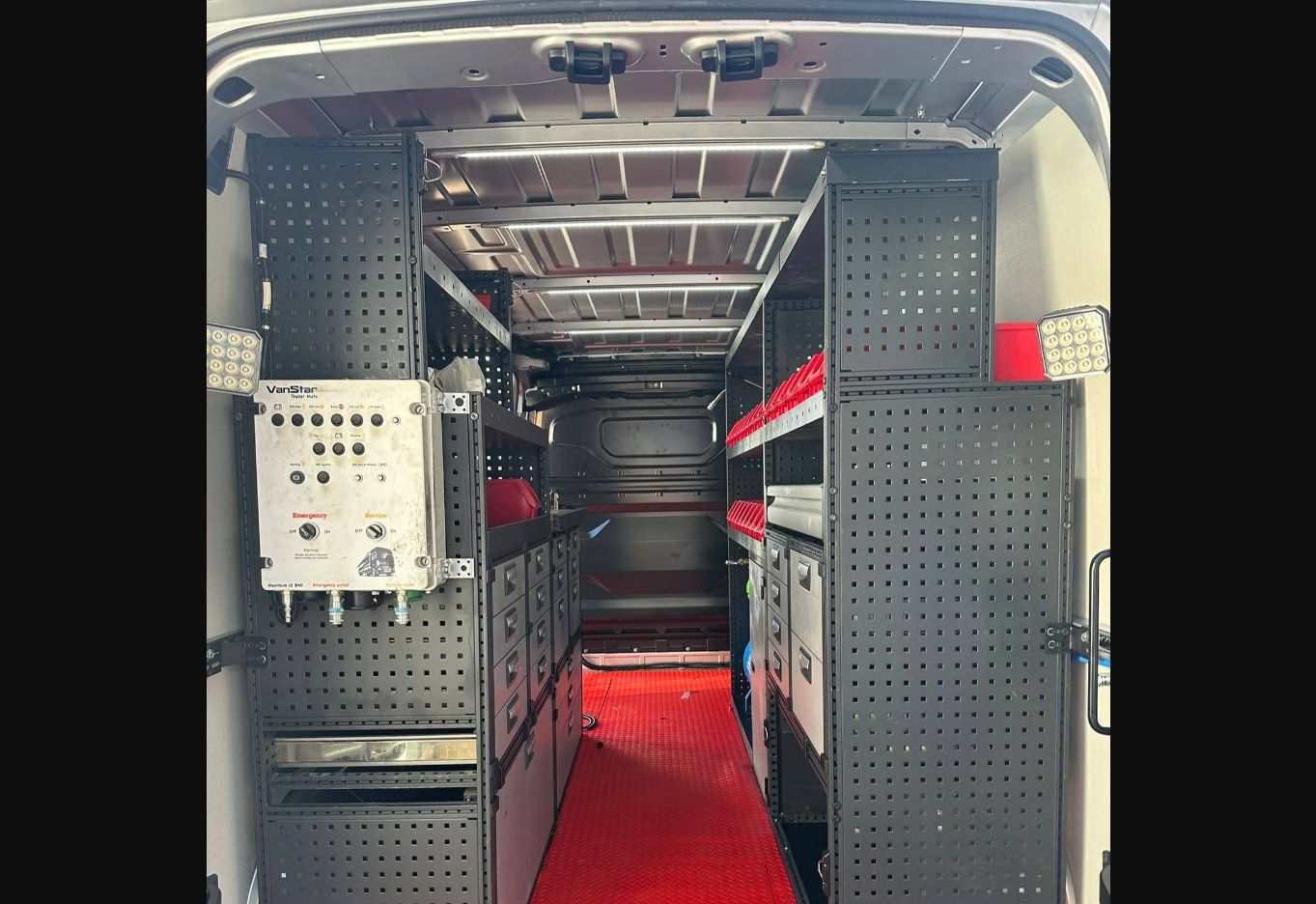 Fully equipped Midland Truck Tech mobile workshop